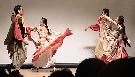 Escuela de Folklore de Bolivia