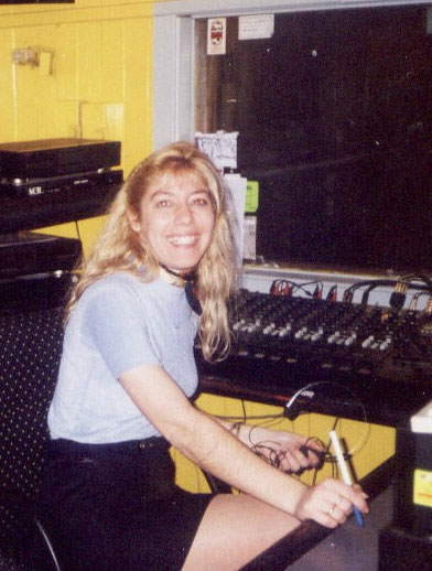 En la cabina de FM Class durante el programa Las mil y una noches
