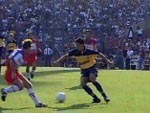 Romn, gol frente Argentinos Juniors (13906 bytes)