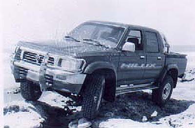Hilux_claromeco_4.JPG (24682 bytes)