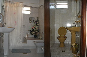 casa_ba�os.JPG (21684 bytes)