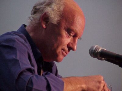 Eduardo Galeano, y si lo escuchamos un poco?