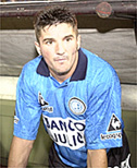 El Luifa Artime, jugador e hincha de Belgrano. Un señor dentro y fuera de la cancha. La hinchada te lo agradece.