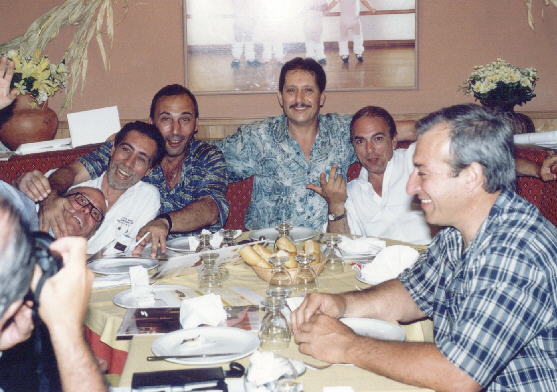 2000-02.jpg