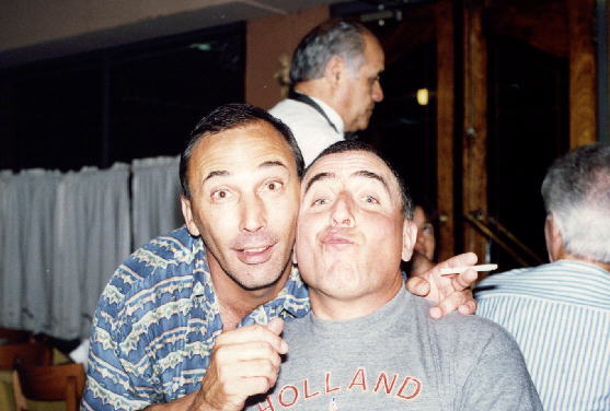 2000-04.jpg