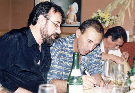 2000-11.jpg