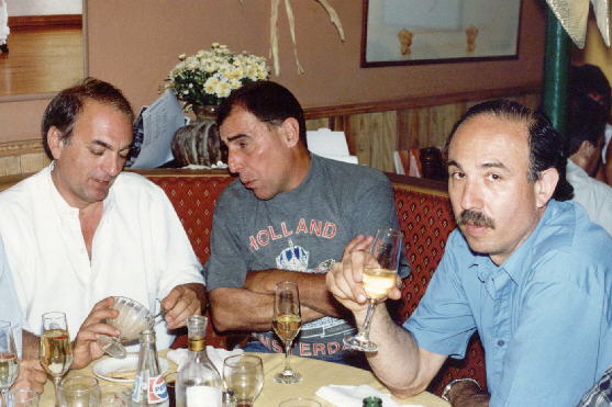 2000-13.jpg
