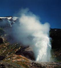 geyser1.jpg (13293 bytes)