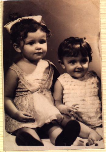 Silvana and Sirlene (47k)