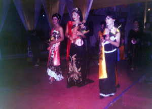 Pemenang Miss Waria se-Jawa-Bali 2007