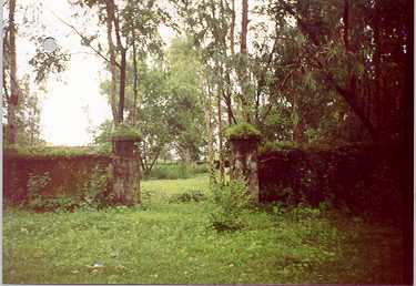 mngcem1.jpg (18210 bytes)