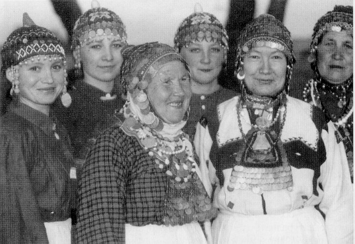 Folkloren systav Ujav
