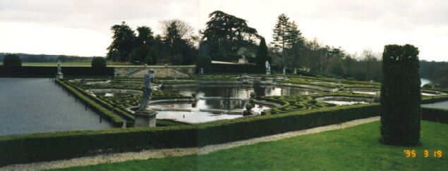 Blenheim Palace: The Maze Garden