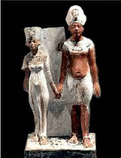 AKNHATON AND NEFERTITI STATUE