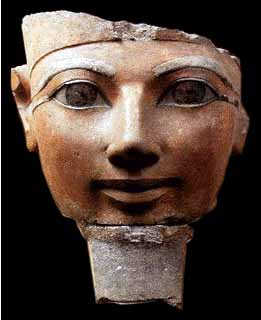 BROKEN HEAD OF HATSHEPSUT