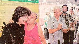 Sila entrega t�tulos de propiedad a residente