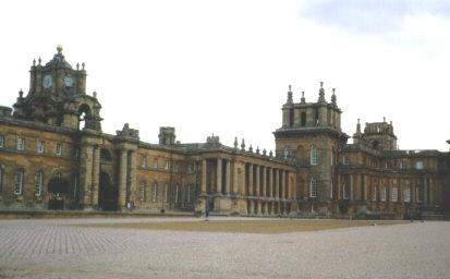 Blenheim Palace: Colonnades Surrounding the Entrance