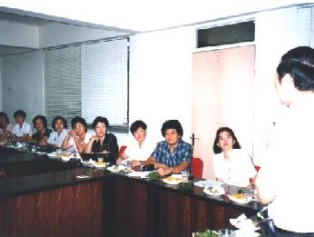 sdk_visit6.jpg (14834 bytes)