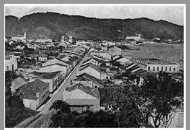 Foto: CD - Florianpolis: Ilha de Santa Catarina. Tempo Editorial, Florianpolis, SC. 