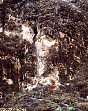 Rostro en la Roca, aumento