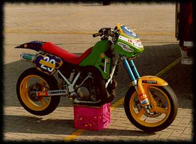 kx500a.jpg (47122 bytes)