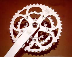 white_crank.jpg (13353 bytes)