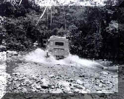 River crossing 2.jpg (154672 bytes)
