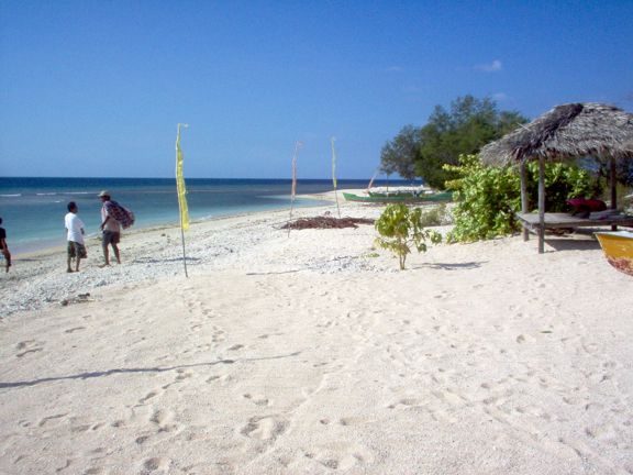 Properties land for sale Gili Meno (isle)