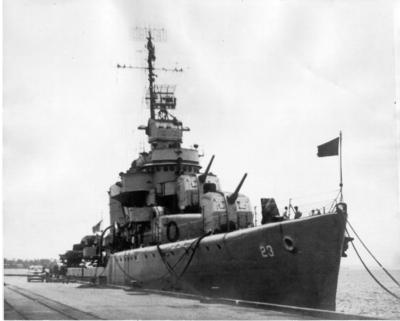 USS Macomb DMS23