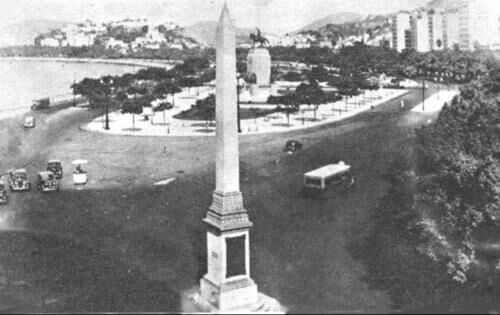 Obelisco e Av. Beira-Mar