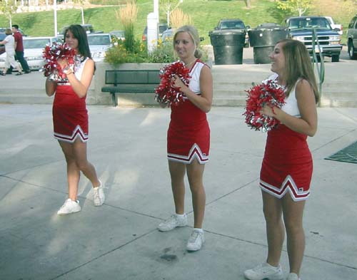 11BHS-Cheer02