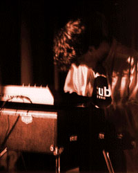 piano player