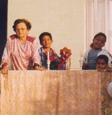 Com os netos, festa de Santana