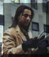 howie0077.jpg (15924 bytes)