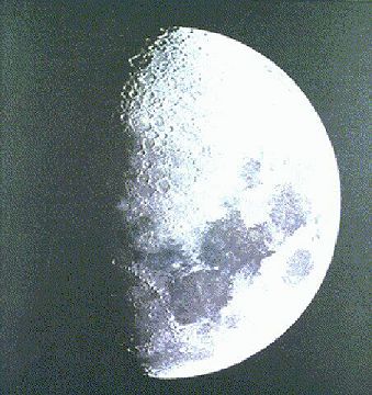 Satlite Natural Terrestre (Lua)