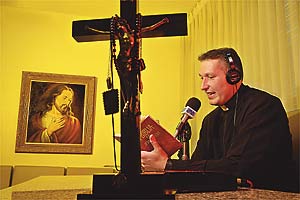 Padre Marcelo Rossi: pregaes ouvidas por 2 milhes de pessoas em trs capitais (Fabiano Accorsi)