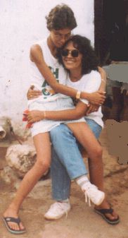 no colo de "Tia" Binha
