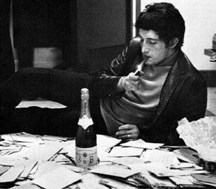 Yes I DO want to be that bottle of champagne!