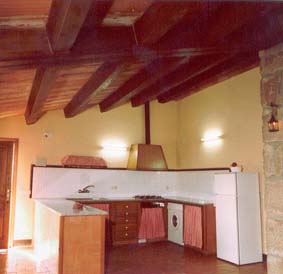 Kitchen in La Pallera de Can Bartomeu