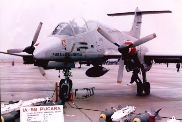 El Pucara en la Base Aerea El Palomar de la FAA 