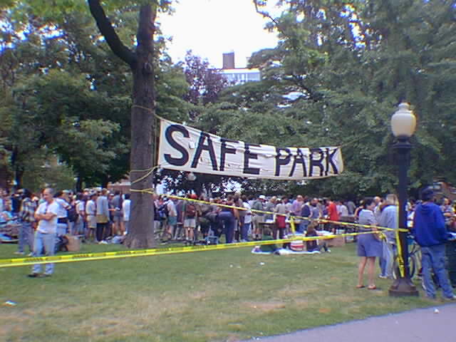 [safe park banner]