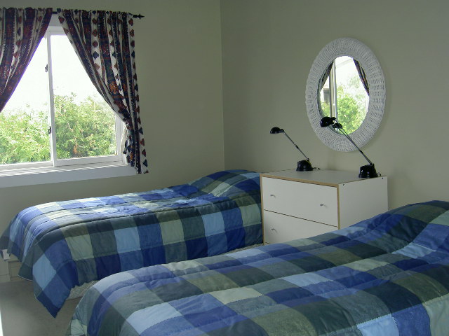 twin bedroom