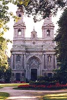 Important Independent Church in Belgium