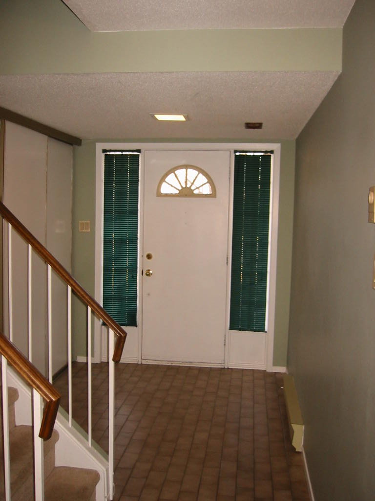 Inside hallway entrance to Centerpointe -