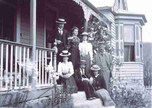 Bothwllhstryx2.jpg (19438 bytes)