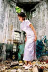 lavendercheongsam.jpg (68684 bytes)