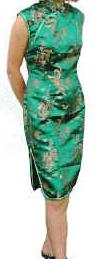 sleevelessgreencheongsamg.jpg (87441 bytes)