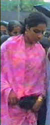 Mrs.shaji.jpg (10535 bytes)