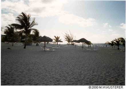 emptybeach2