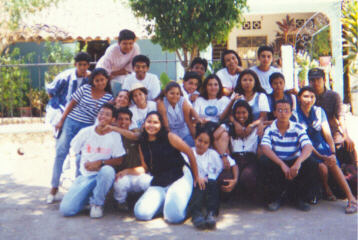 J�venes